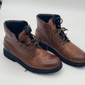 Frye Boot (Cognac)